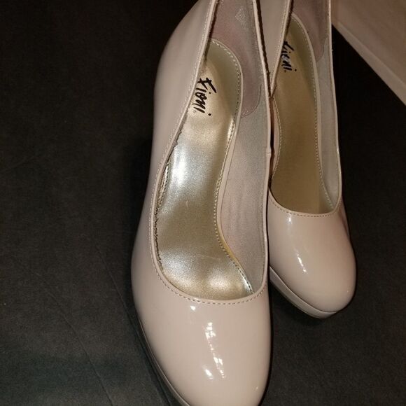 FIONI WOMEN"S HIGH HEEL ROUND TOE SLIP-ON SHOE - Picture 12 of 14